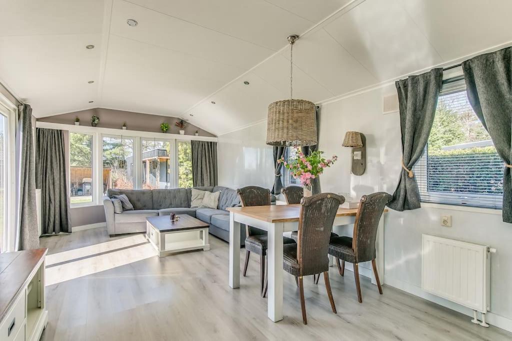 4-Pers. Chalet Met Eigen Parkeerplaats In Veluwe Villa Путен Екстериор снимка