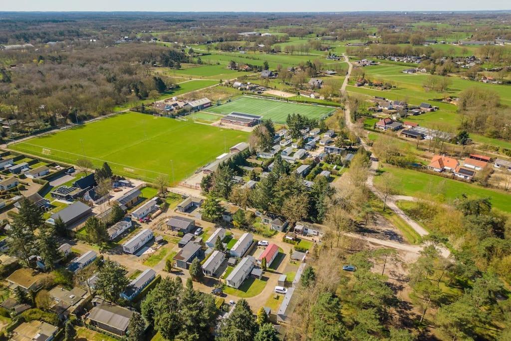 4-Pers. Chalet Met Eigen Parkeerplaats In Veluwe Villa Путен Екстериор снимка
